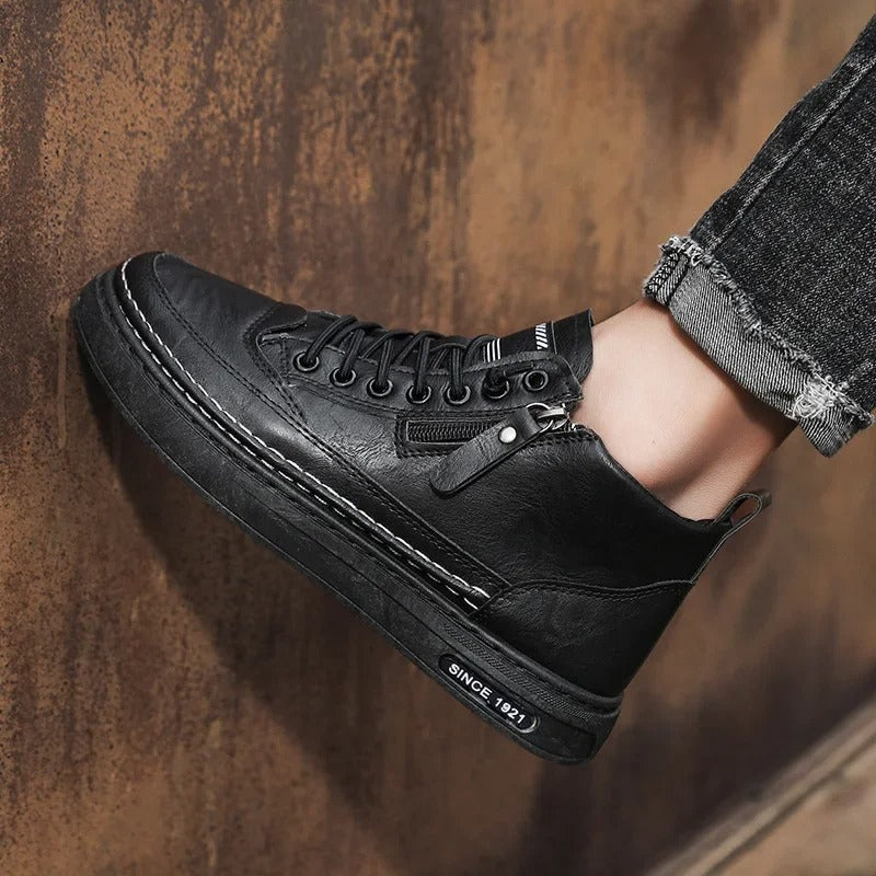 RAVEN: BOTAS TRIPLE COSTURA QUE DOMINAN LA CIUDAD