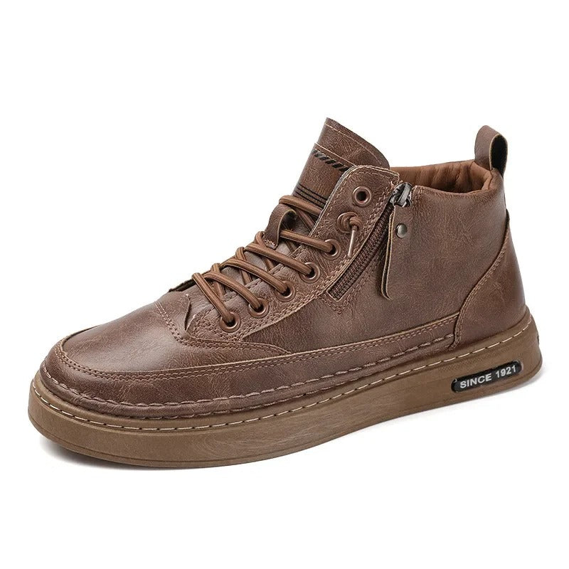 RAVEN: BOTAS TRIPLE COSTURA QUE DOMINAN LA CIUDAD